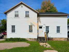 featured image of 354 Nicolet Blvd