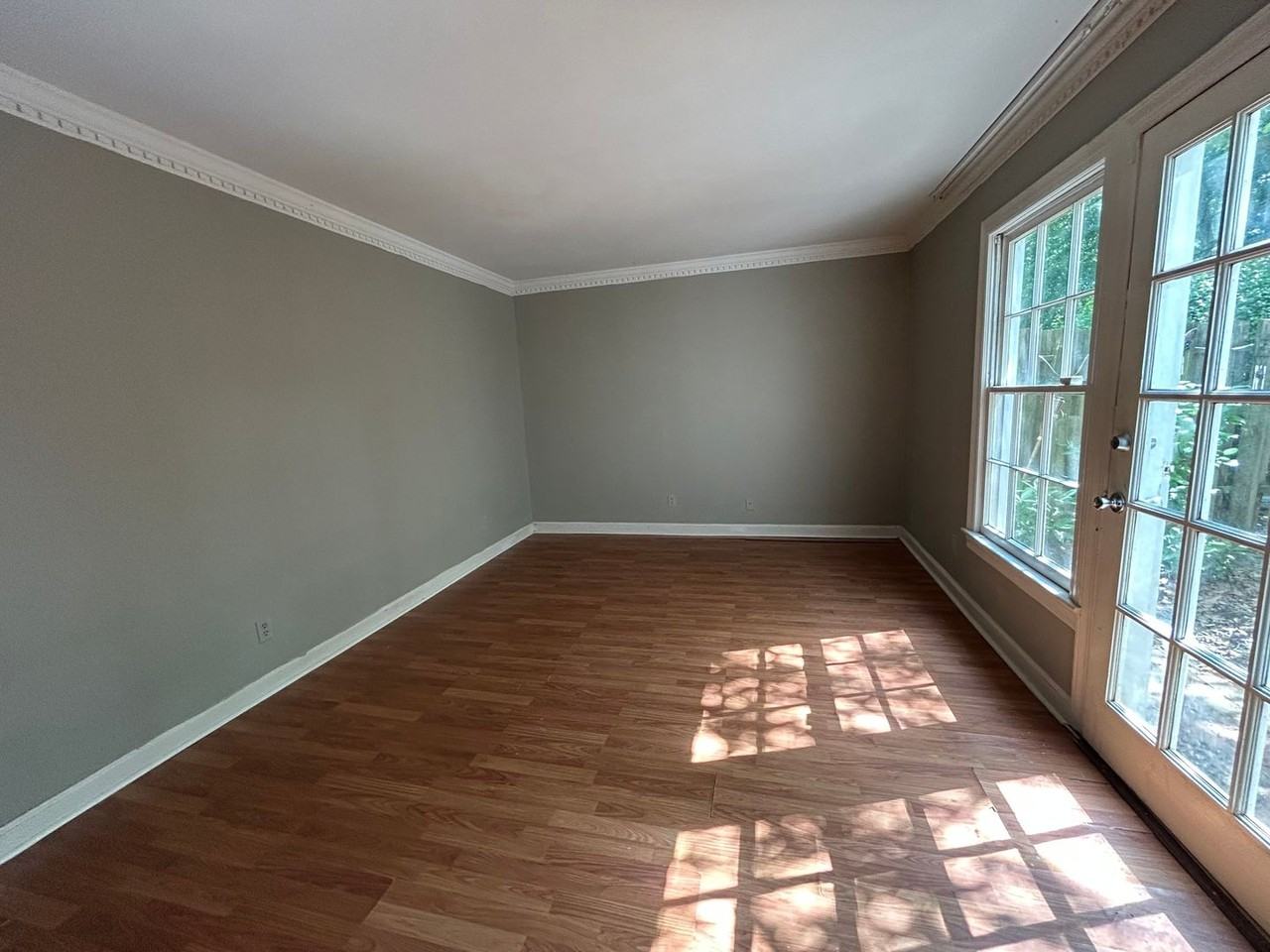 640 Rugby Row Apt A - Photo 7 of 12