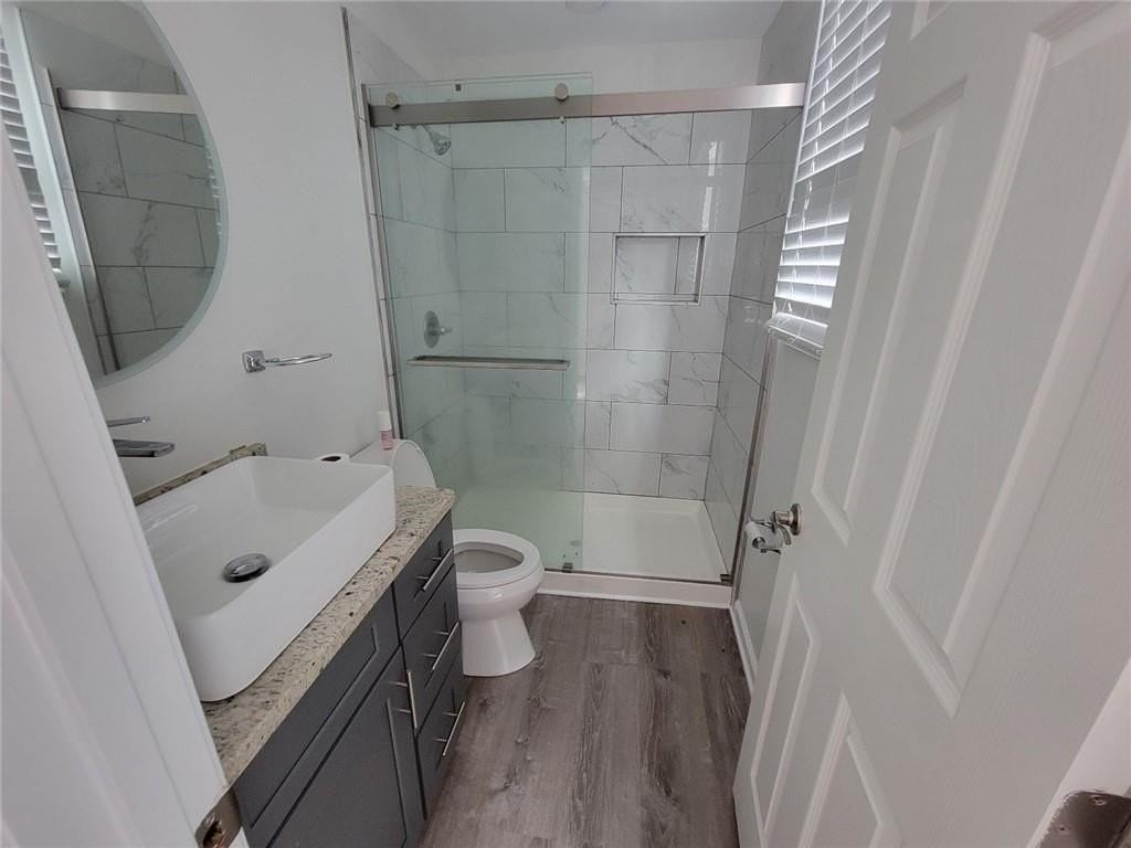 1896 Ridgewood Dr Ne - Photo 5 of 9