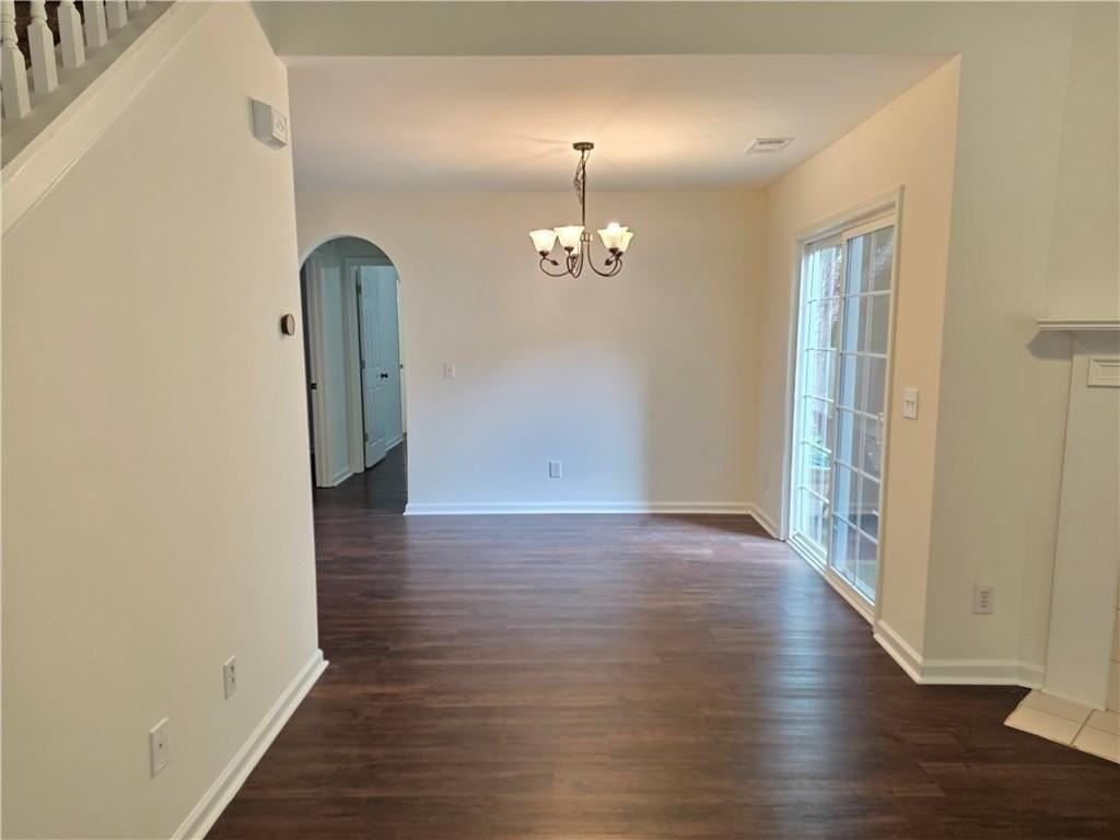 172 Stoneforest Dr - Photo 5 of 23