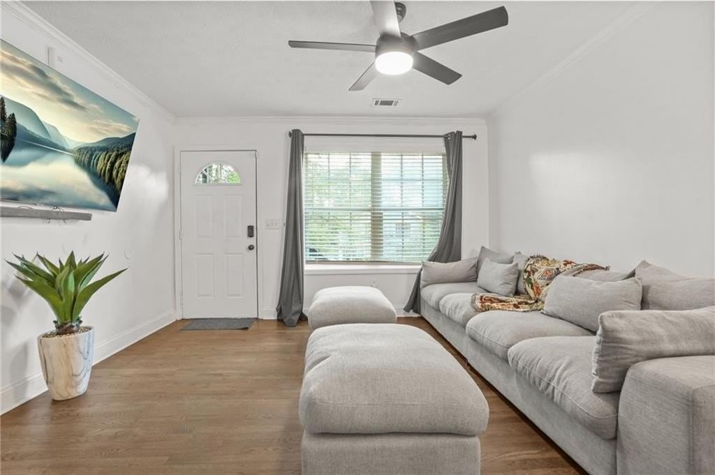 545 Elmwood Rd Nw #AB - Photo 6 of 7