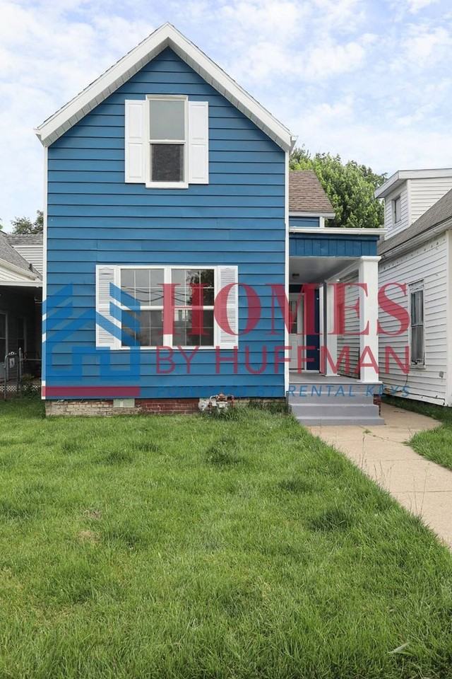 1319 Uhlhorn St - Photo 3 of 24