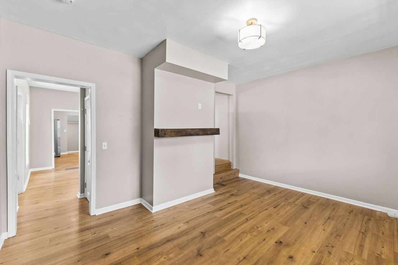 122 E Woodrow Ave - Photo 5 of 29