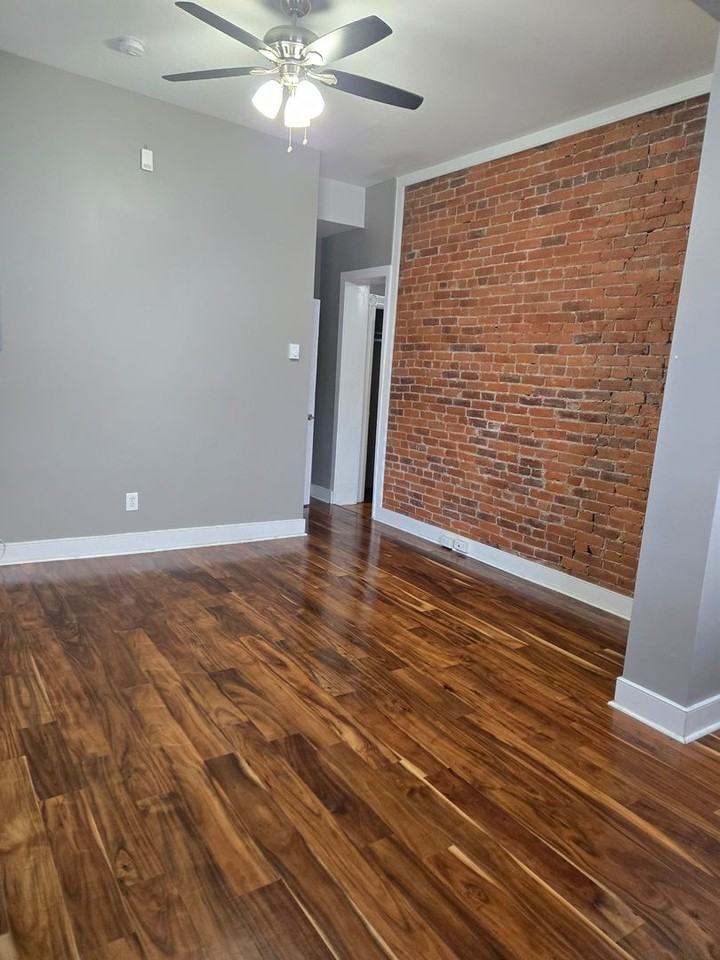 225 N 12th St - Photo 5 of 12