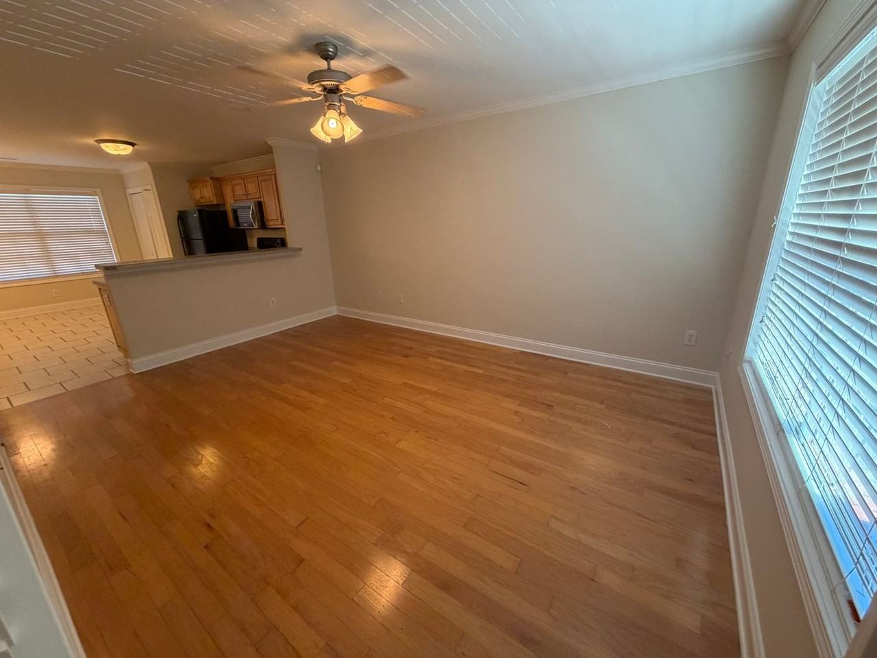105 Whitehead Rd - Photo 3 of 13