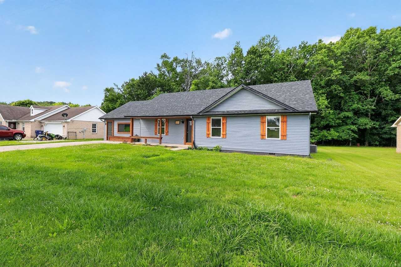 78 Misty Dr - Photo 2 of 34