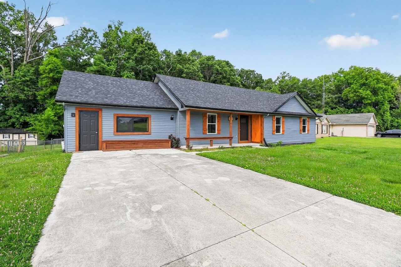 78 Misty Dr - Photo 3 of 34