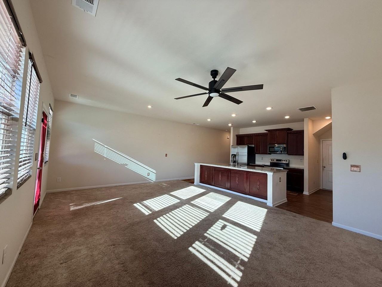 532 Ruths Dr - Photo 5 of 16