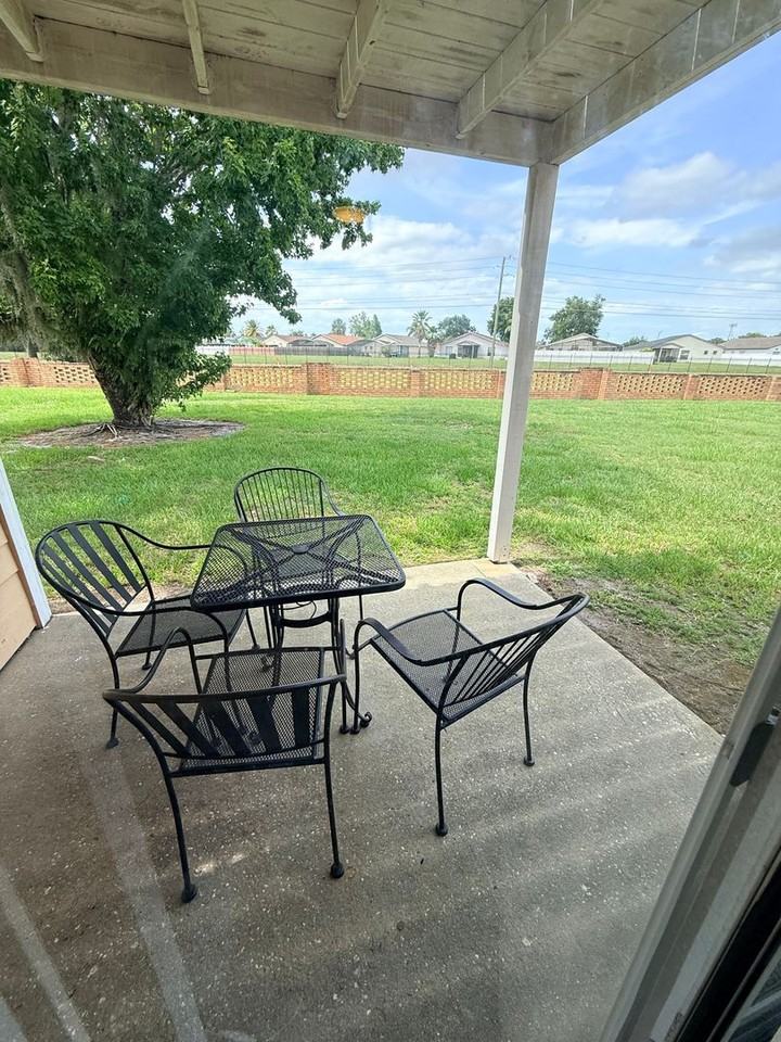 2490 Sweetwater Club Cir - Photo 4 of 18