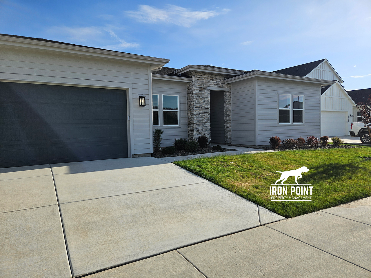 1220 W Grassland St - Photo 4 of 50