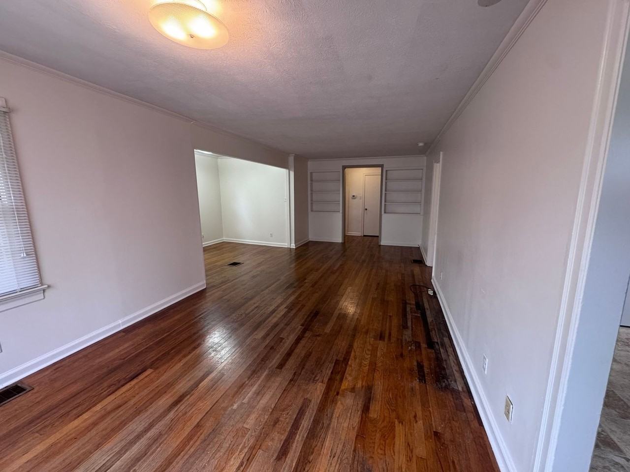 2123 Madison St - Photo 6 of 25