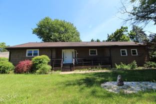 221 Alleghany Dr - Photo 1 of 1