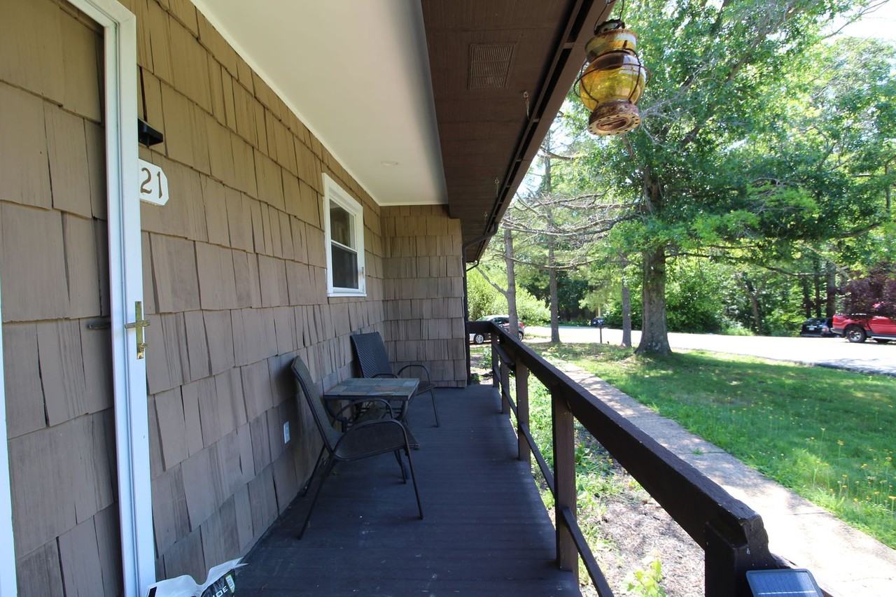 221 Alleghany Dr - Photo 3 of 42