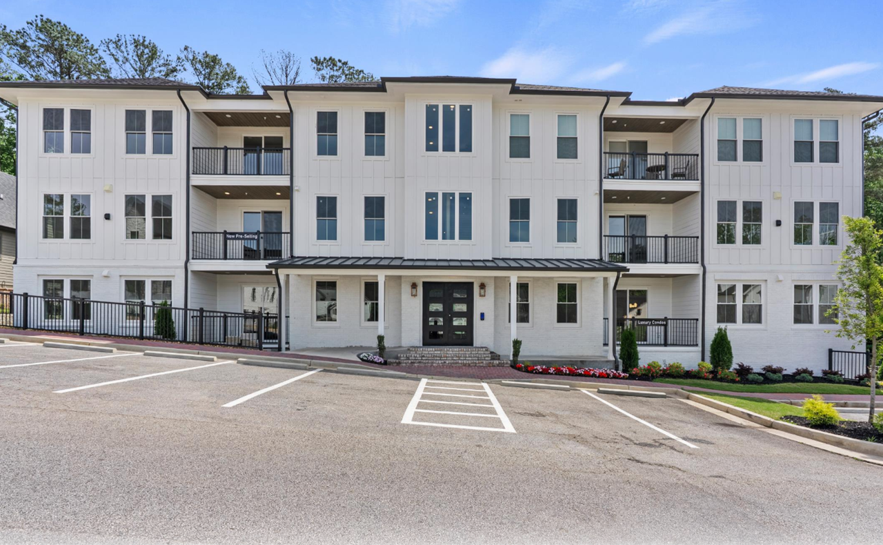 1050 Blair Ln #203