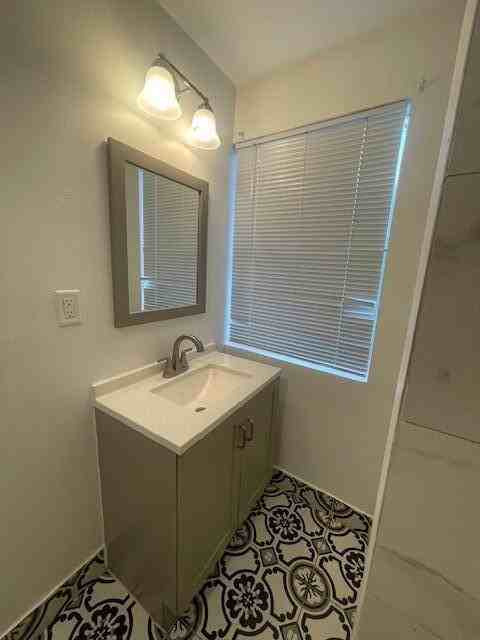 919 2nd St #1 - Photo 2 of 14