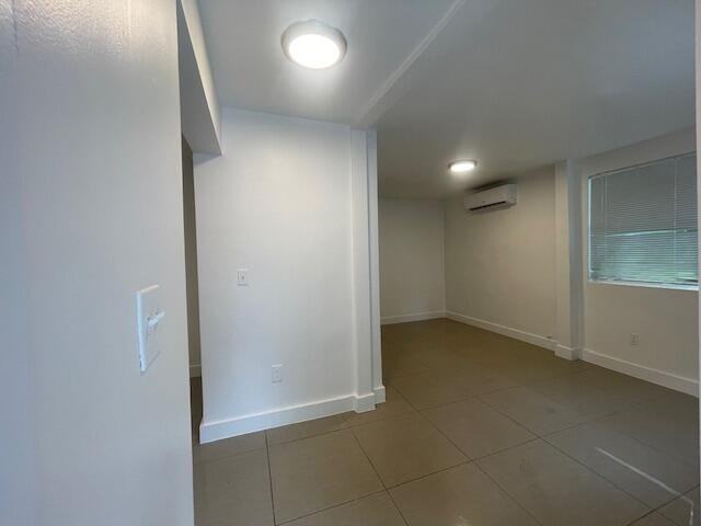 919 2nd St #1 - Photo 6 of 14