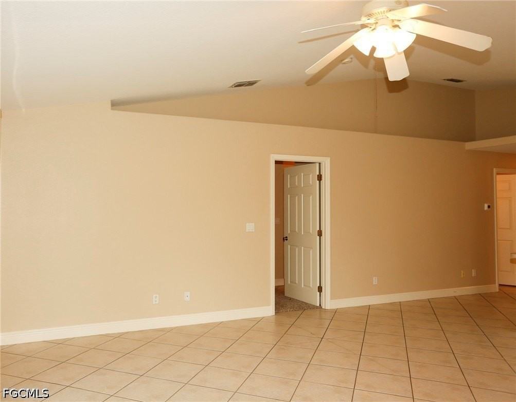 4754 Leonard Blvd S - Photo 3 of 18