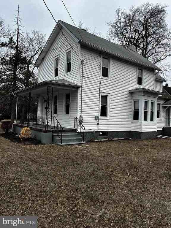 131 N 2nd St - Photo 2 of 13