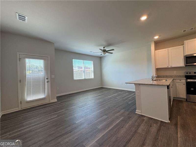 1005 N 2nd Ave Nw #30 - Photo 6 of 24