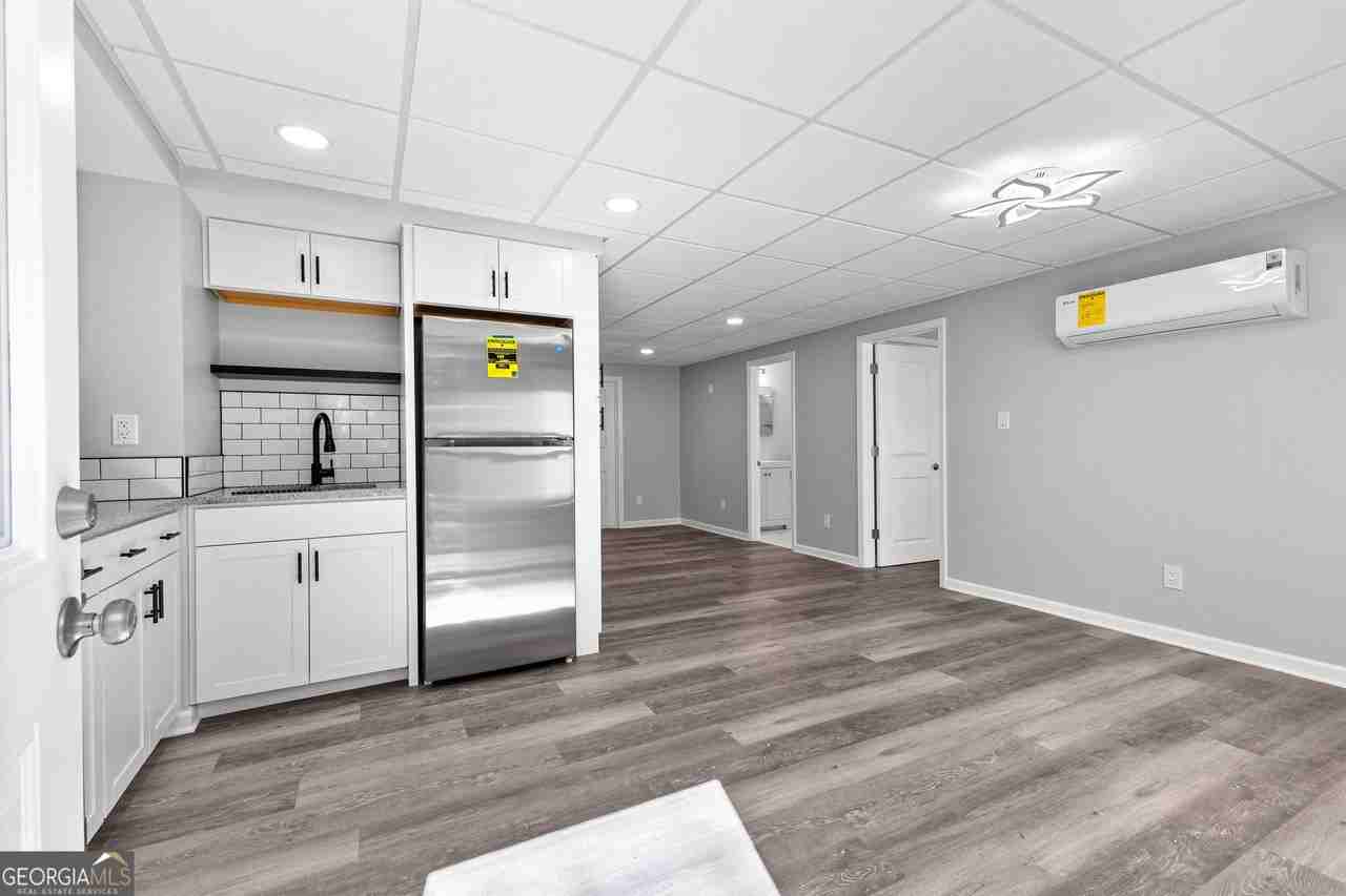 145 Noble Forest Dr - Photo 2 of 14