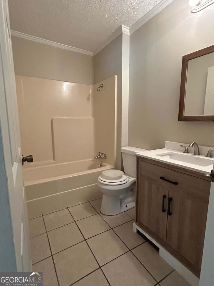 4704 High Oak Dr - Photo 6 of 8