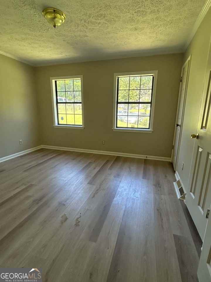 4704 High Oak Dr - Photo 7 of 8