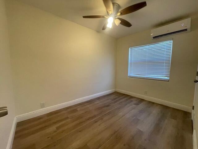304 N Tamarind Ave #1 - Photo 2 of 18