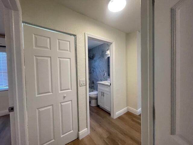 304 N Tamarind Ave #1 - Photo 3 of 18