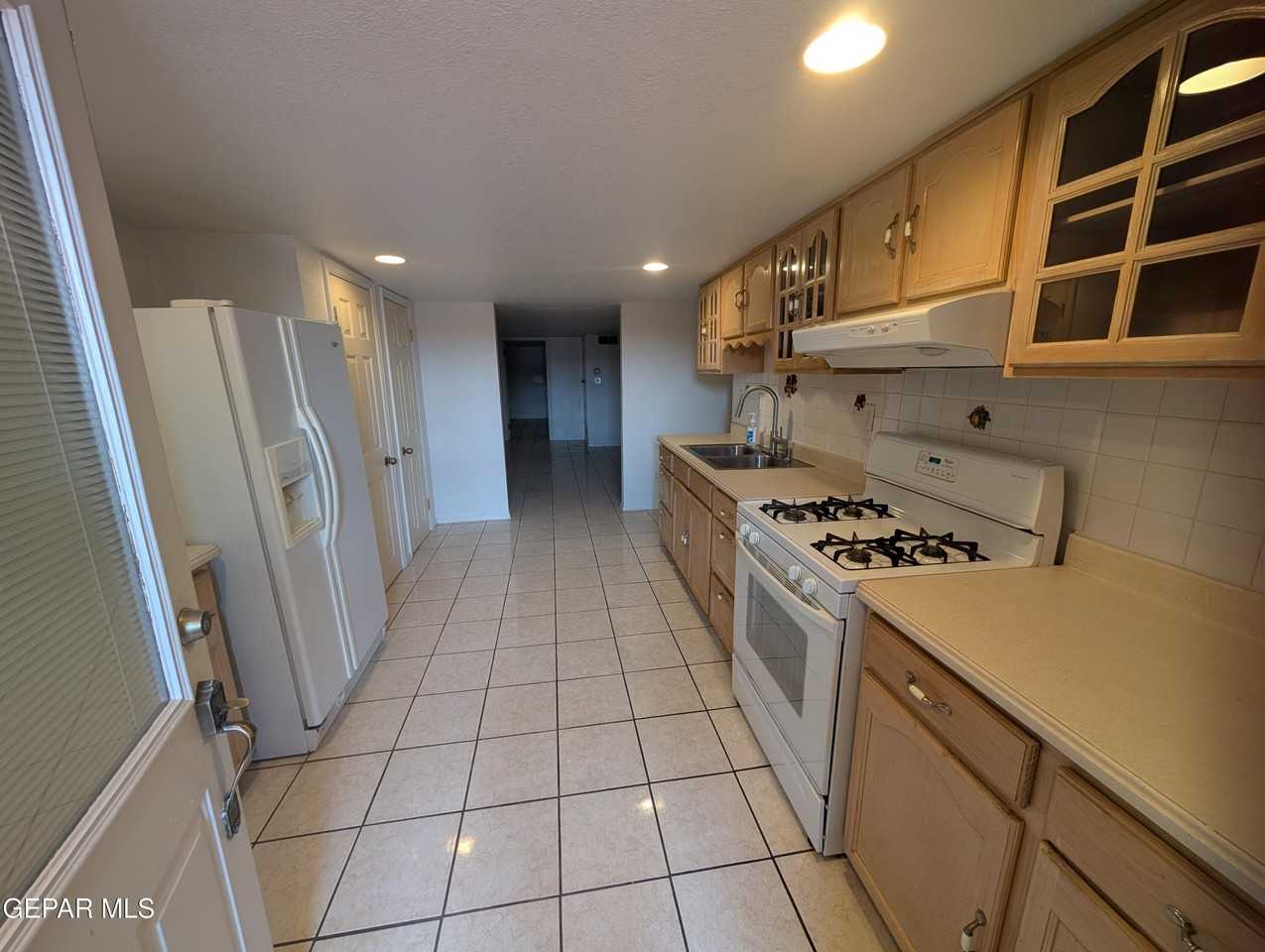 608 Stewart Ct #A - Photo 5 of 10