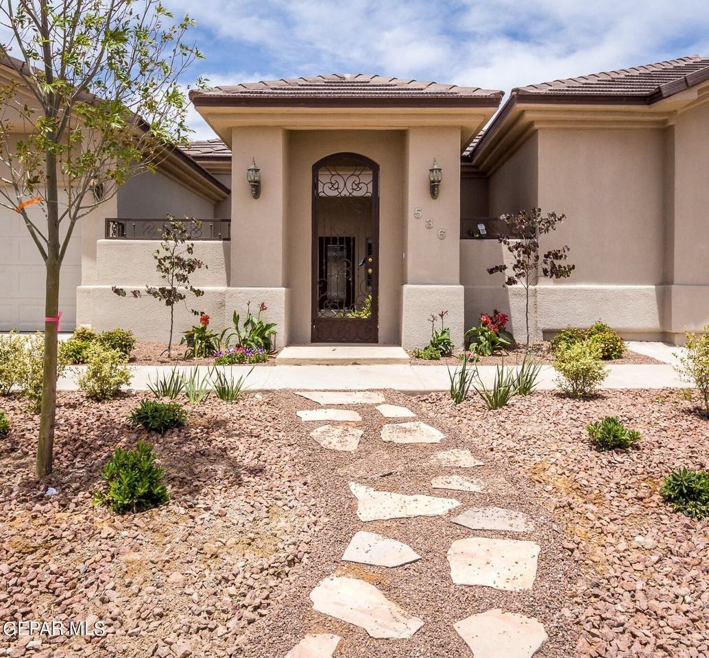 536 Via De Los Arboles - Photo 4 of 23