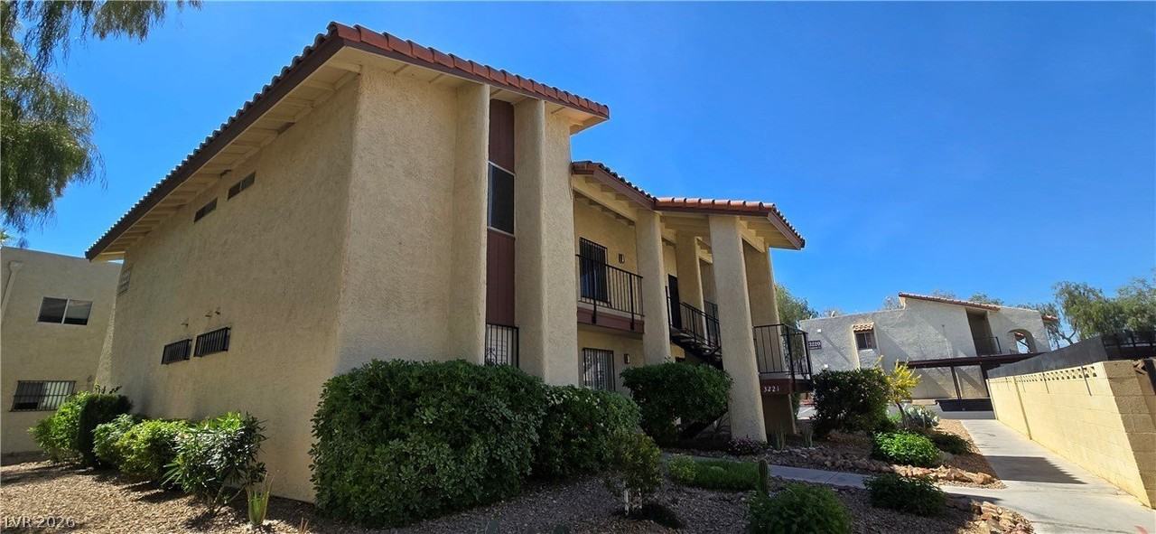 3221 Jericho St #C - Photo 2 of 24