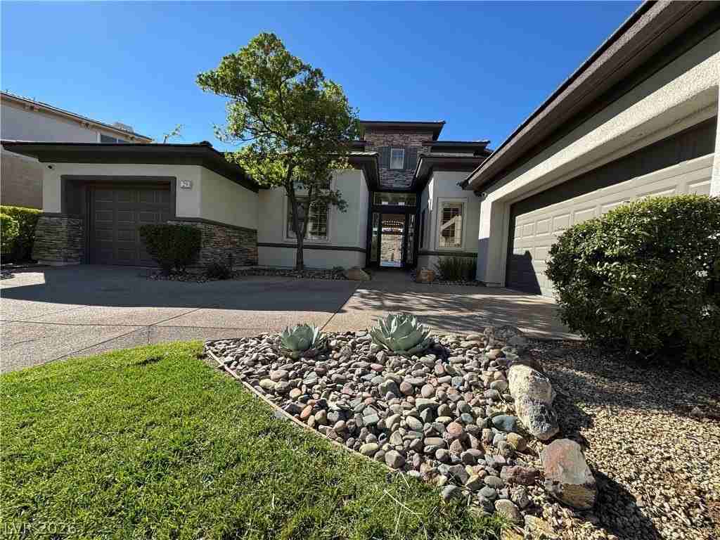 29 Plum Hollow Dr - Photo 2 of 49