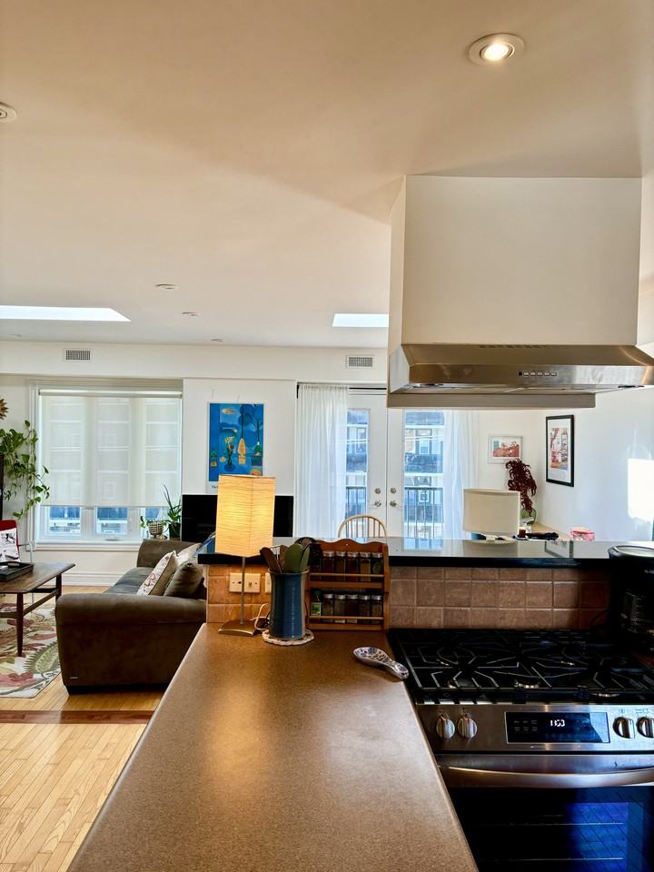 95 Spadina Road #401 - Photo 4 of 13