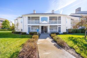 featured image of 2688 S Knightsbridge Cir