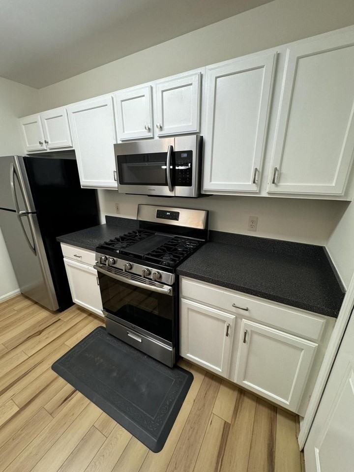 2688 S Knightsbridge Cir - Photo 4 of 29