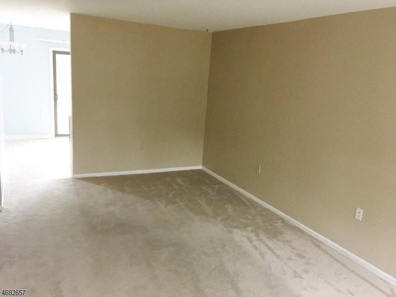 77 Wood Duck Ct - Photo 4 of 14