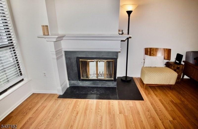 78 Woodward Ln - Photo 2 of 25
