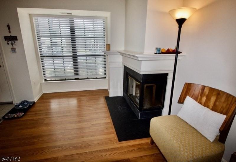 78 Woodward Ln - Photo 3 of 25
