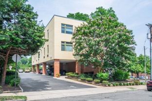 276 Chestnut St #1G - Photo 1 of 1