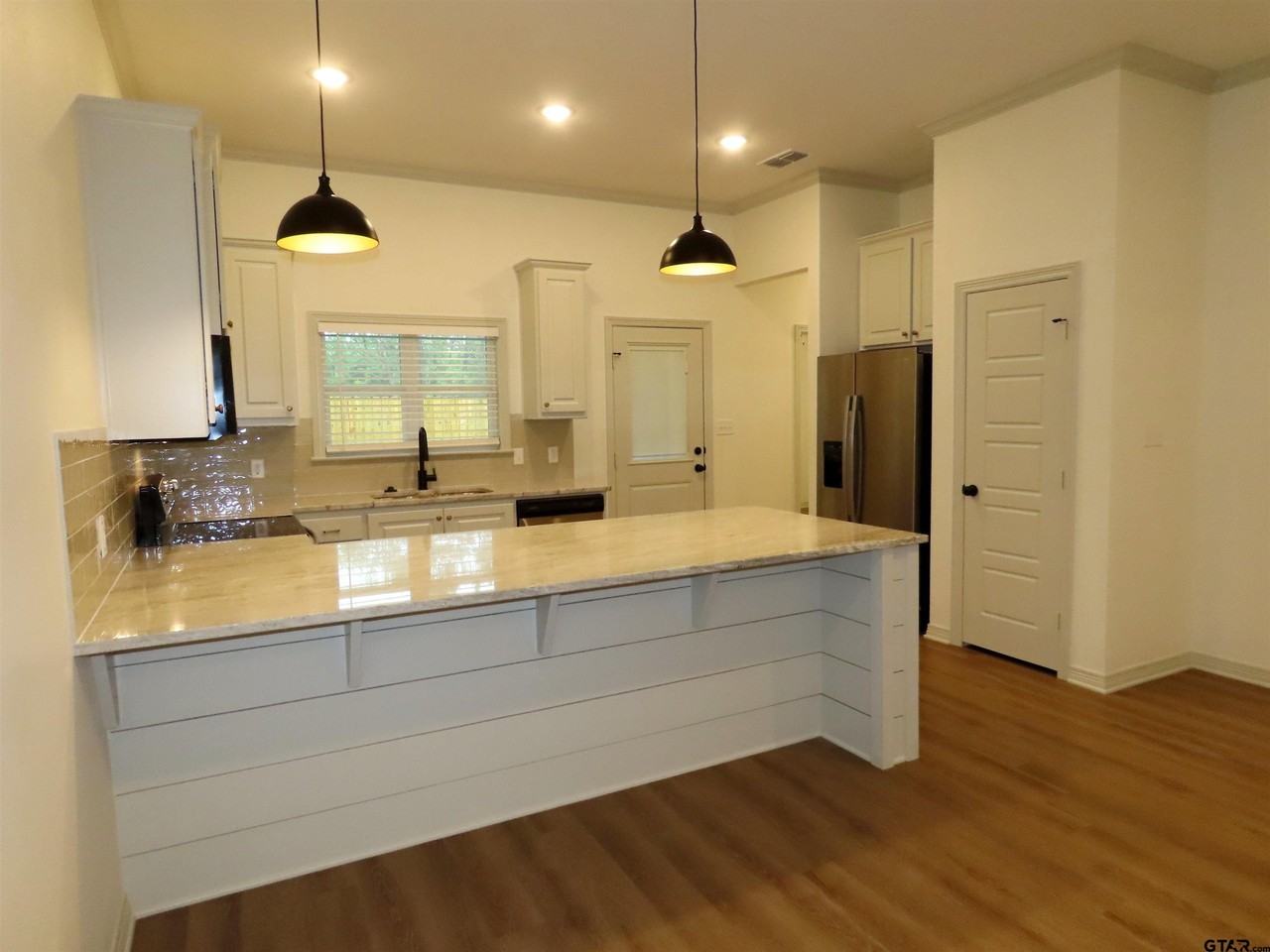 1692 Alamo Xing - Photo 5 of 22