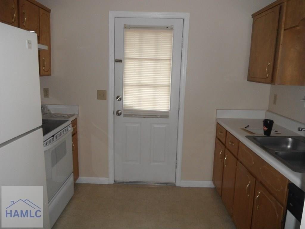 1488 Flo Zechman Dr - Photo 4 of 10