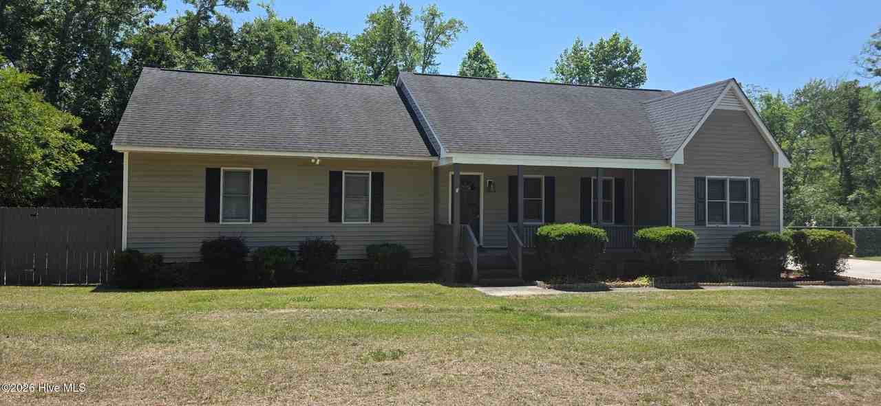 113 Lakeland Dr