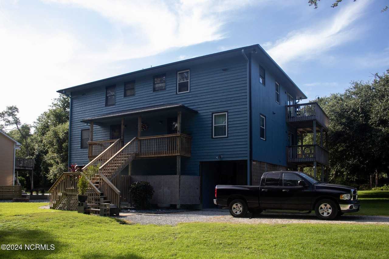 7301 Sound Dr #EAST - Photo 2 of 22