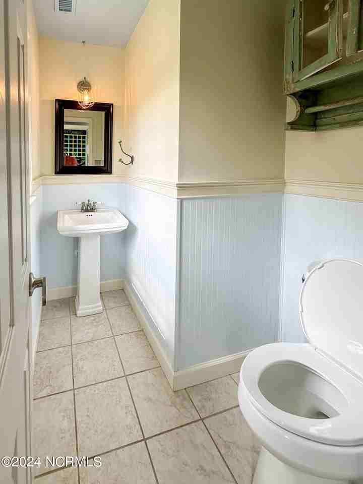 7301 Sound Dr #EAST - Photo 7 of 22