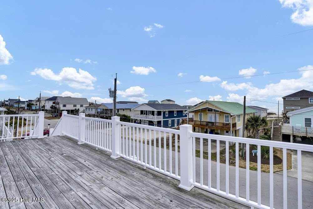 1207 N Topsail Dr - Photo 5 of 50