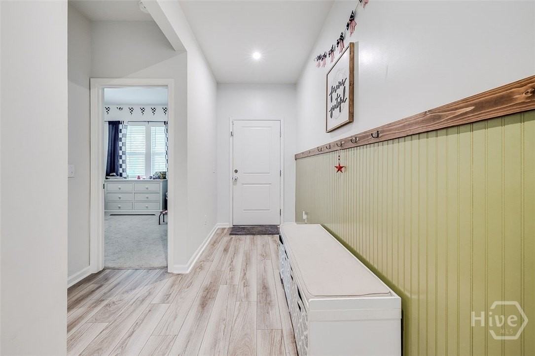 64 Shade Tree Dr - Photo 5 of 35