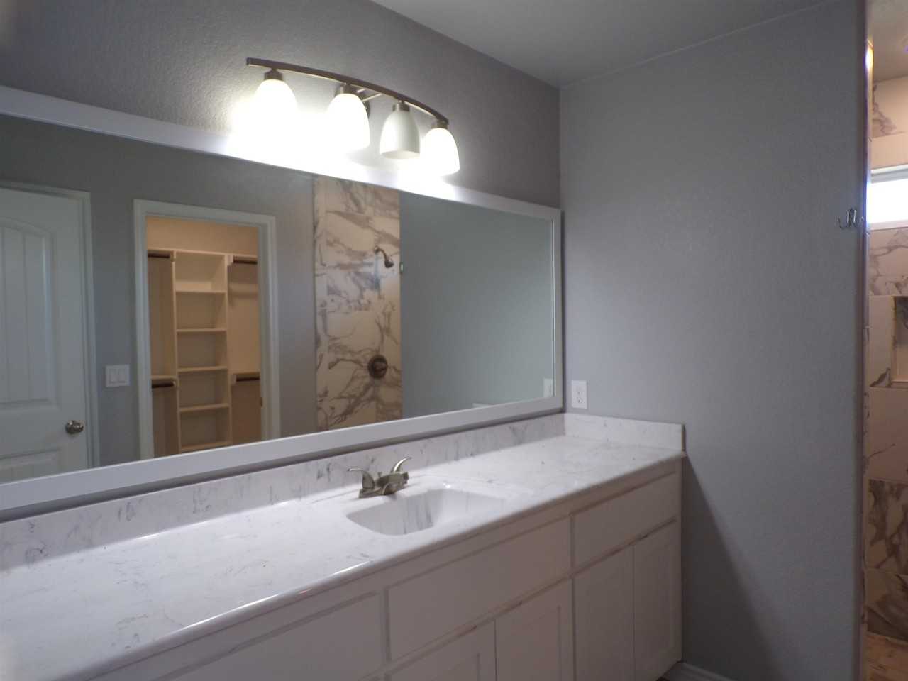 112 Rylee Rd - Photo 3 of 5