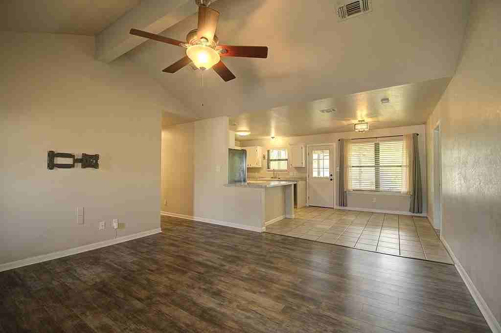 117 Dover Dr - Photo 3 of 34