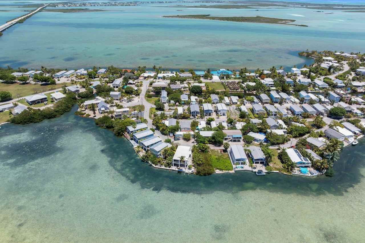 4 Coral Dr - Photo 6 of 39