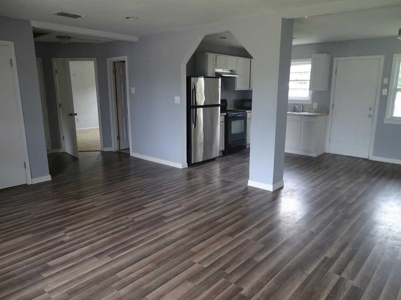 4817 40th St - Photo 5 of 14